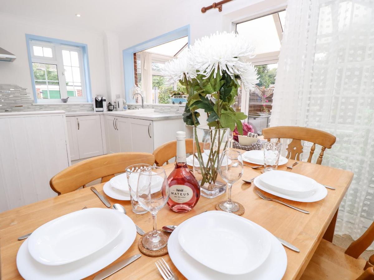 1 Westwood Close Cowes  Eksteriør billede