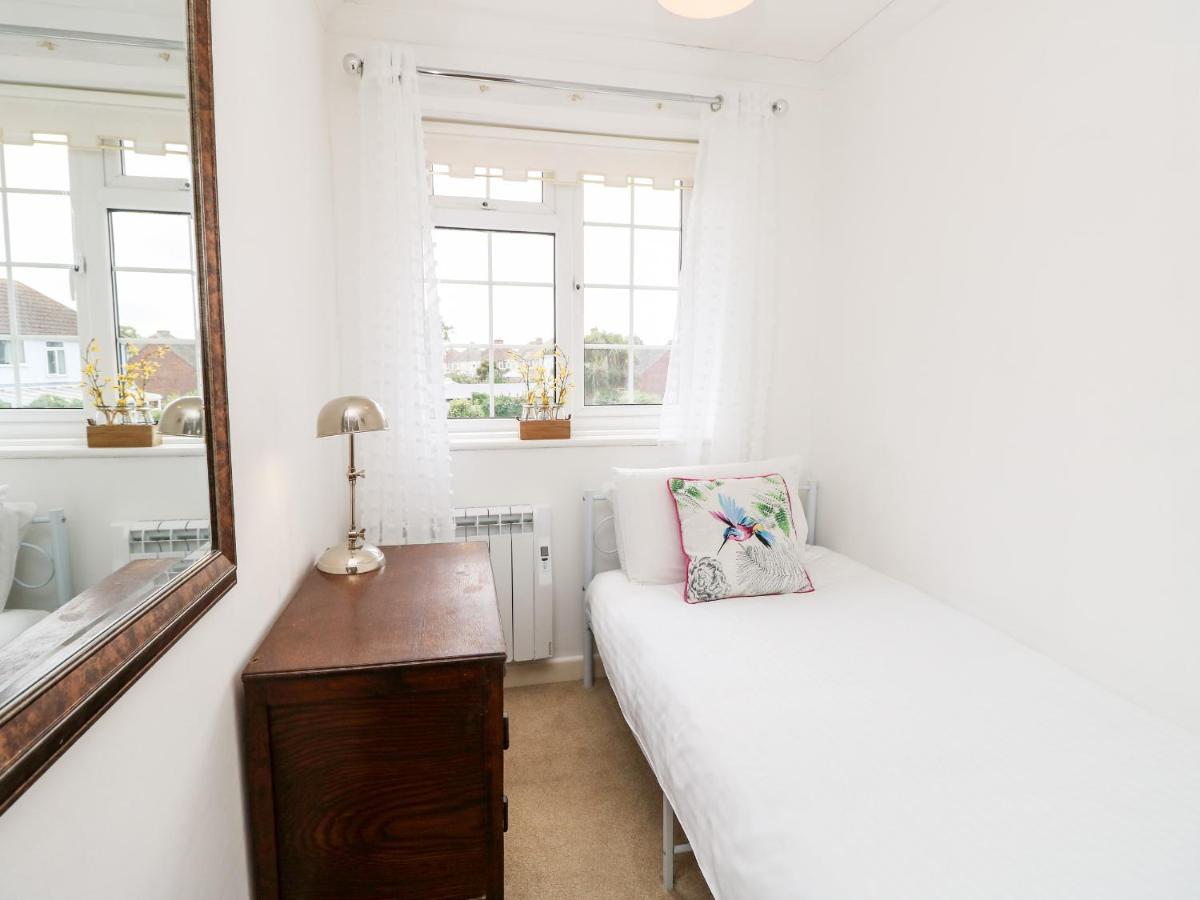 1 Westwood Close Cowes  Eksteriør billede