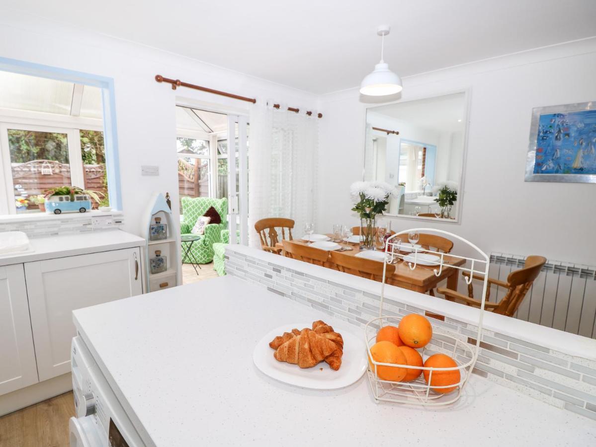 1 Westwood Close Cowes  Eksteriør billede