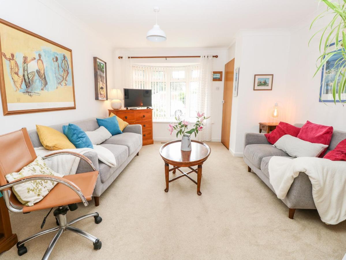 1 Westwood Close Cowes  Eksteriør billede