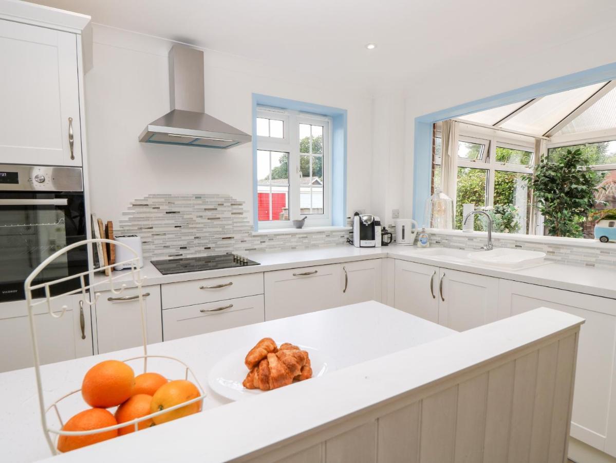 1 Westwood Close Cowes  Eksteriør billede