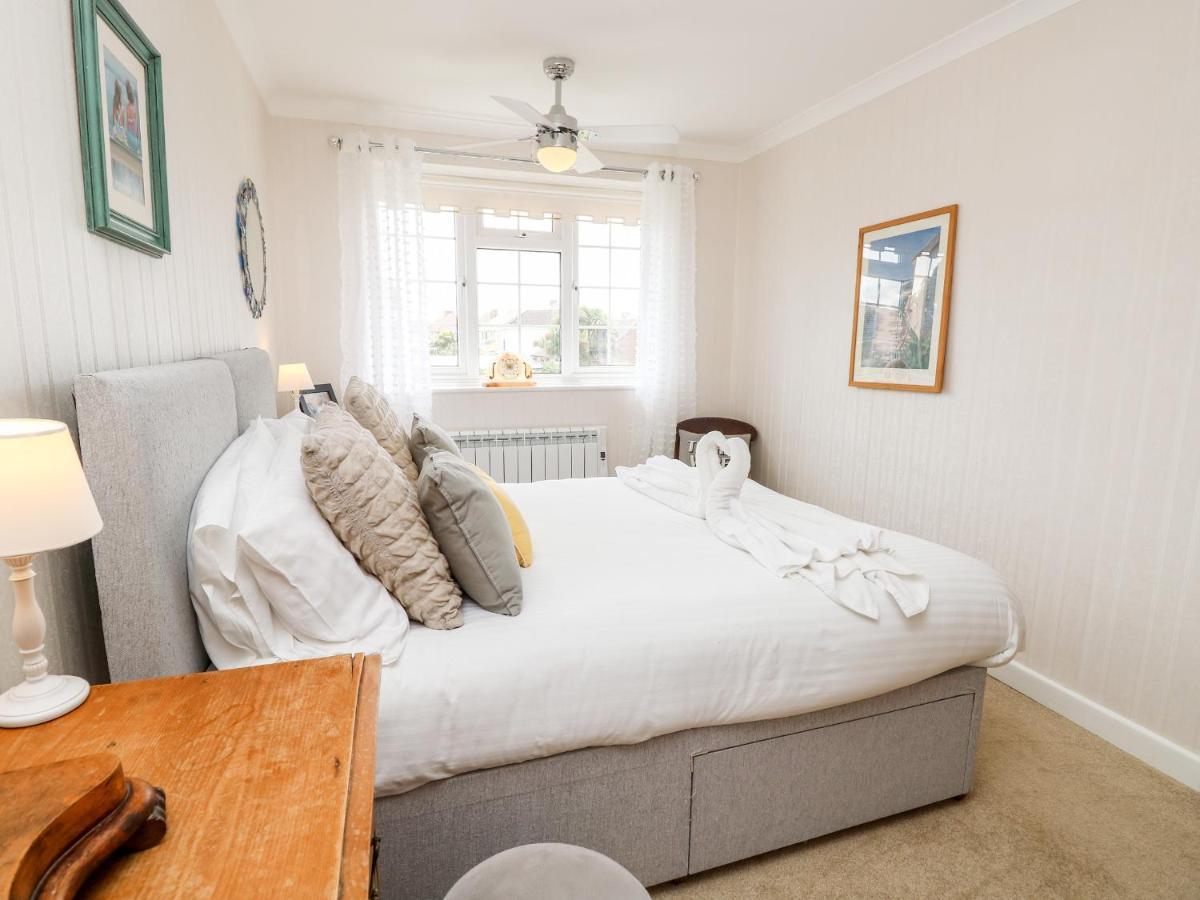 1 Westwood Close Cowes  Eksteriør billede